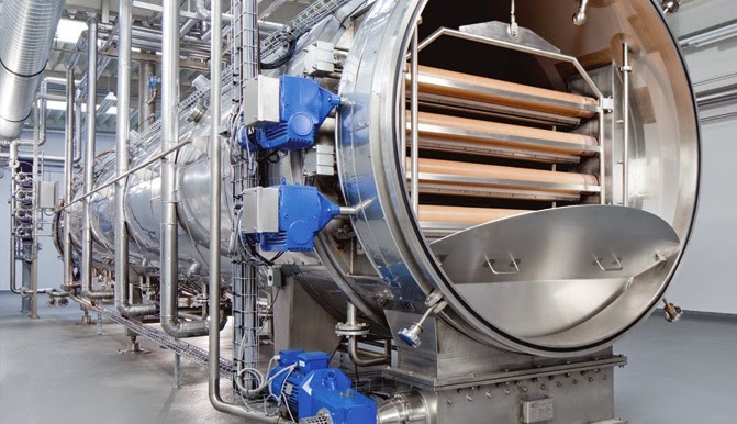 Horizontal vacuum belt dryer with multi-layer teflon dryer belts