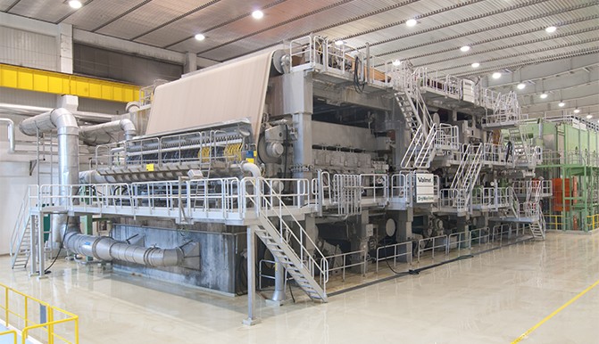 Forming fabric running on a non-woven fabric forming machine